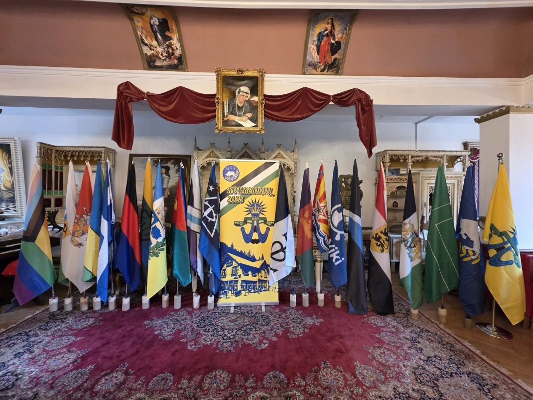 La délégation du Barhant du Nord a participé au Sommet Micro-Euro 2025